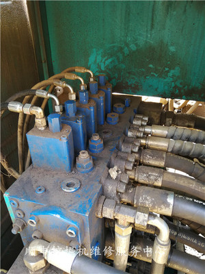 成华区现代挖掘机维修速度慢？看技术服务联盟如何破局